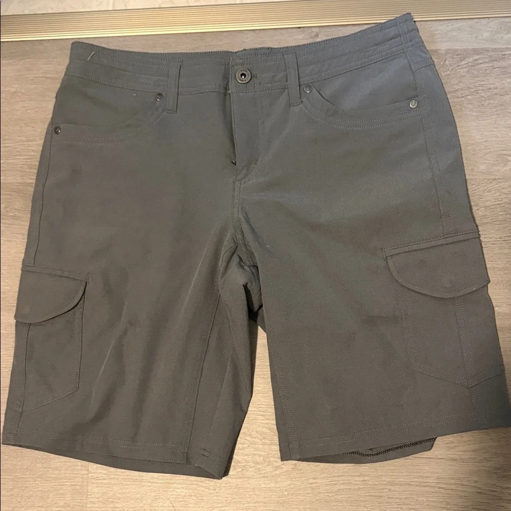 Kuhl Women's Gray Cargo Shorts - Utility Back Pocket Design